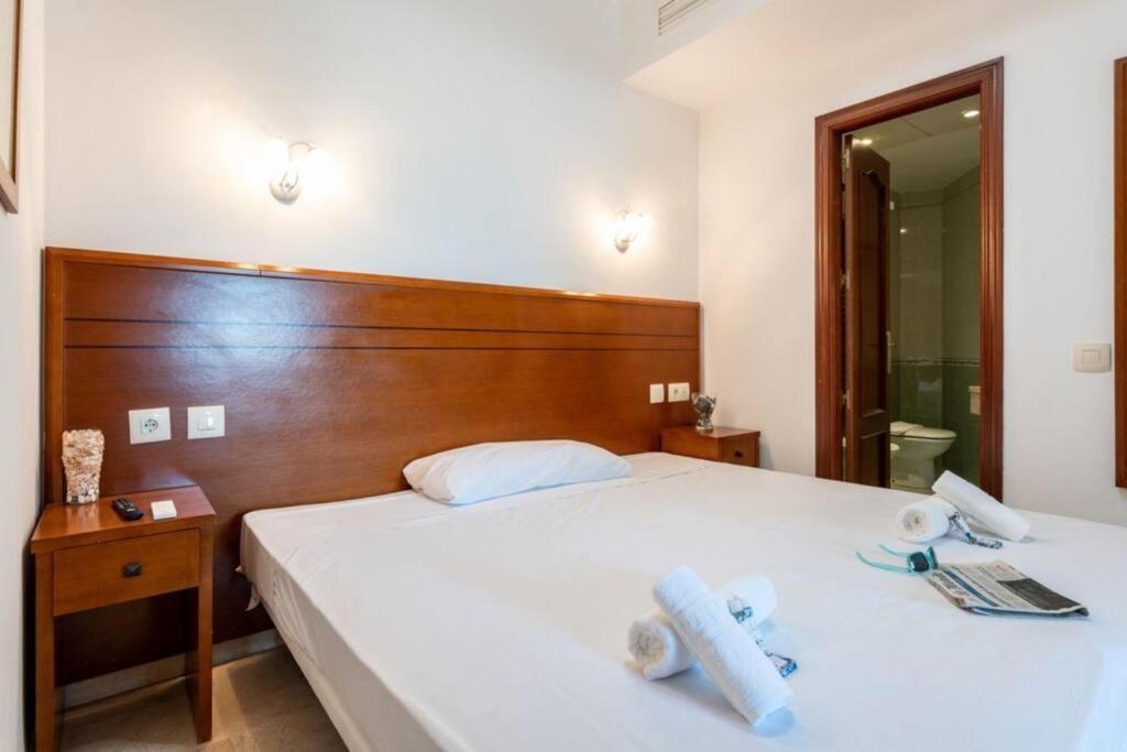 Ct 240 - Beachfront Apartment -Don Juan Manilva Kültér fotó